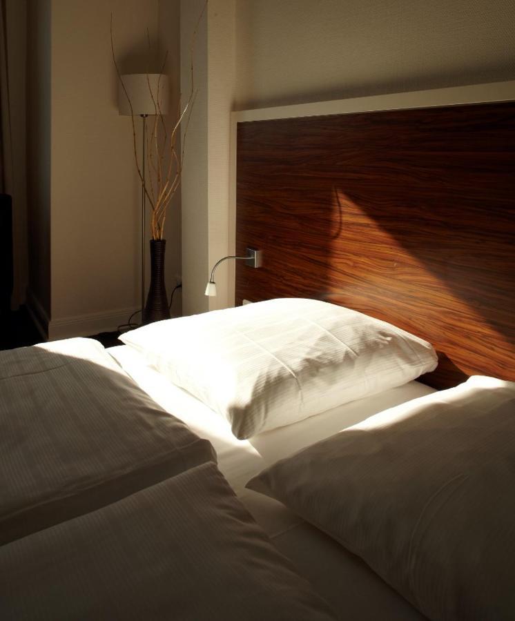 ליבק Hotel Excellent מראה חיצוני תמונה