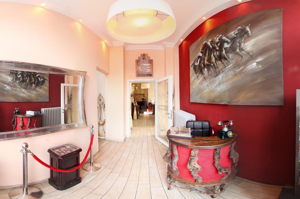 ליבק Hotel Excellent מראה חיצוני תמונה