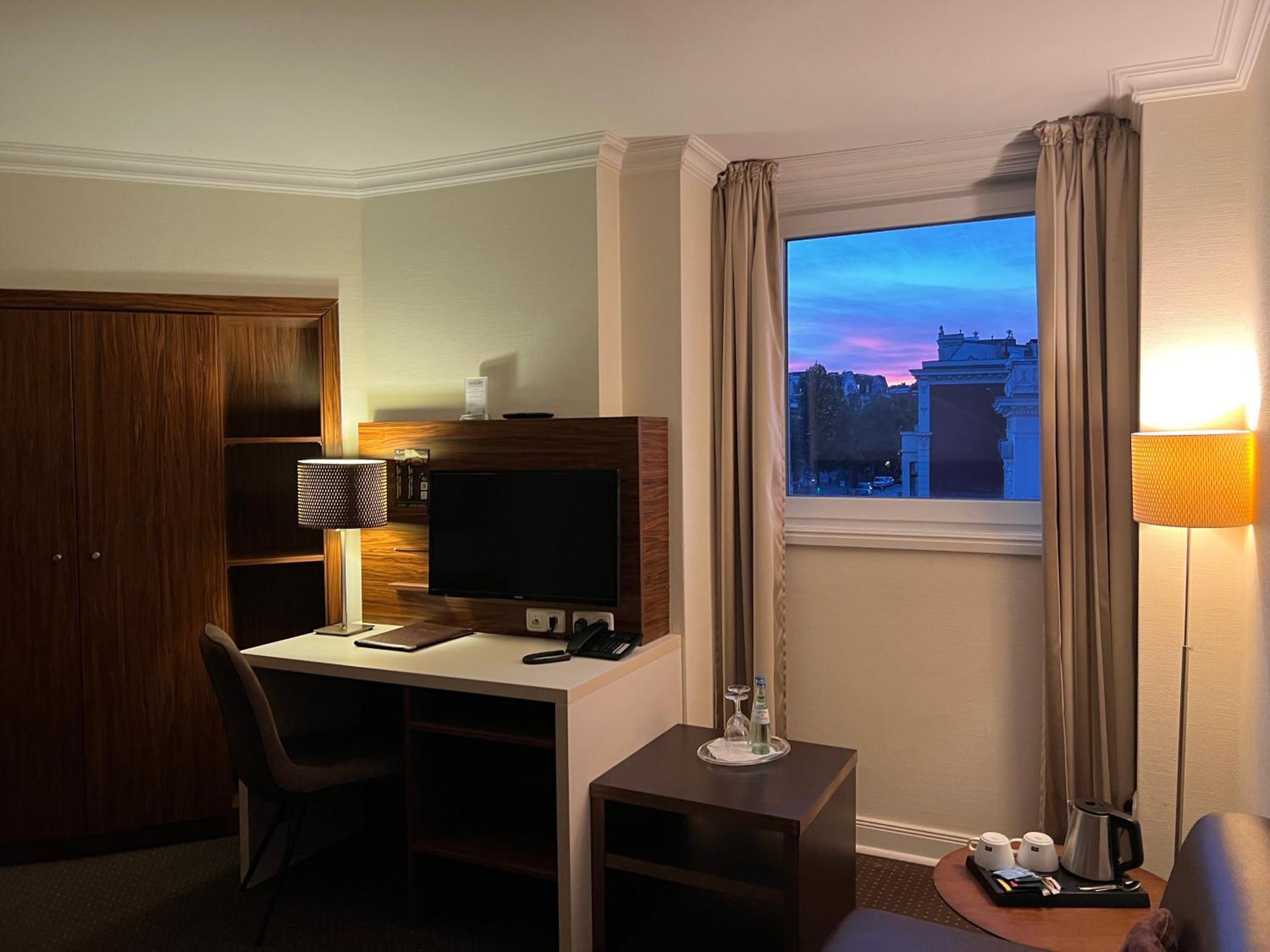 ליבק Hotel Excellent מראה חיצוני תמונה